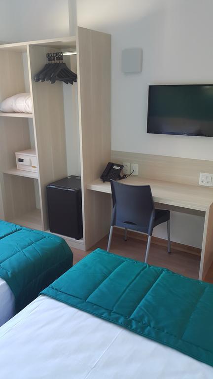 Hotel Go